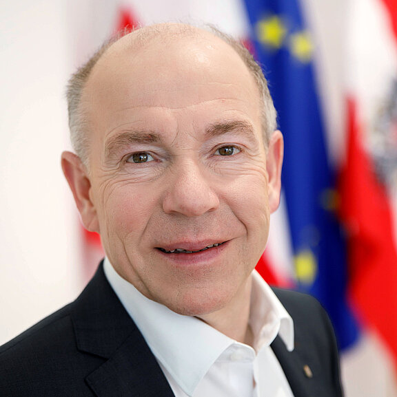 Max_Hiegelsberger.jpg  